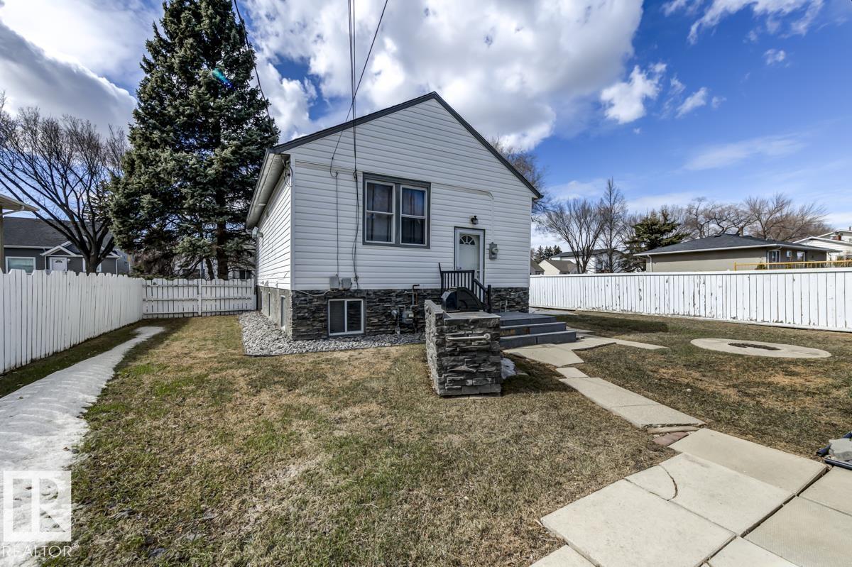 6015 106 St Nw, Edmonton, Alberta  T6H 2T5 - Photo 37 - E4482296