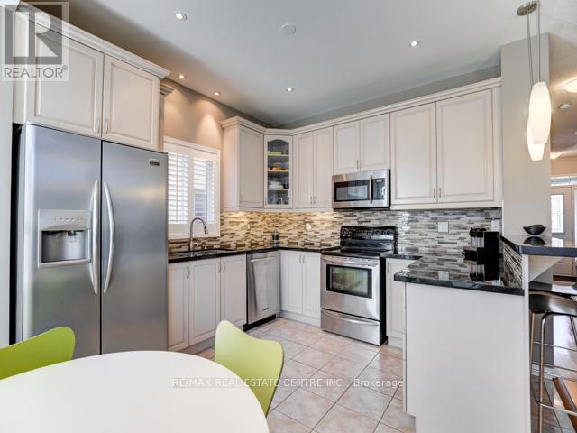 3652 Emery Drive, Mississauga, Ontario  L5M 7G8 - Photo 13 - W13000000