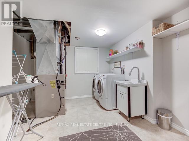 3652 Emery Drive, Mississauga, Ontario  L5M 7G8 - Photo 22 - W13000000