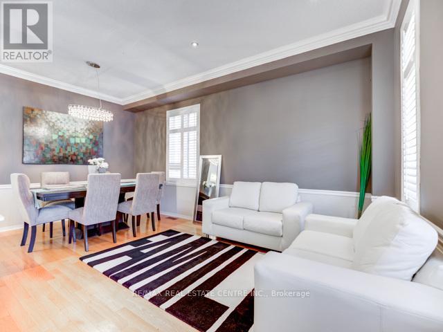 3652 Emery Drive, Mississauga, Ontario  L5M 7G8 - Photo 5 - W13000000