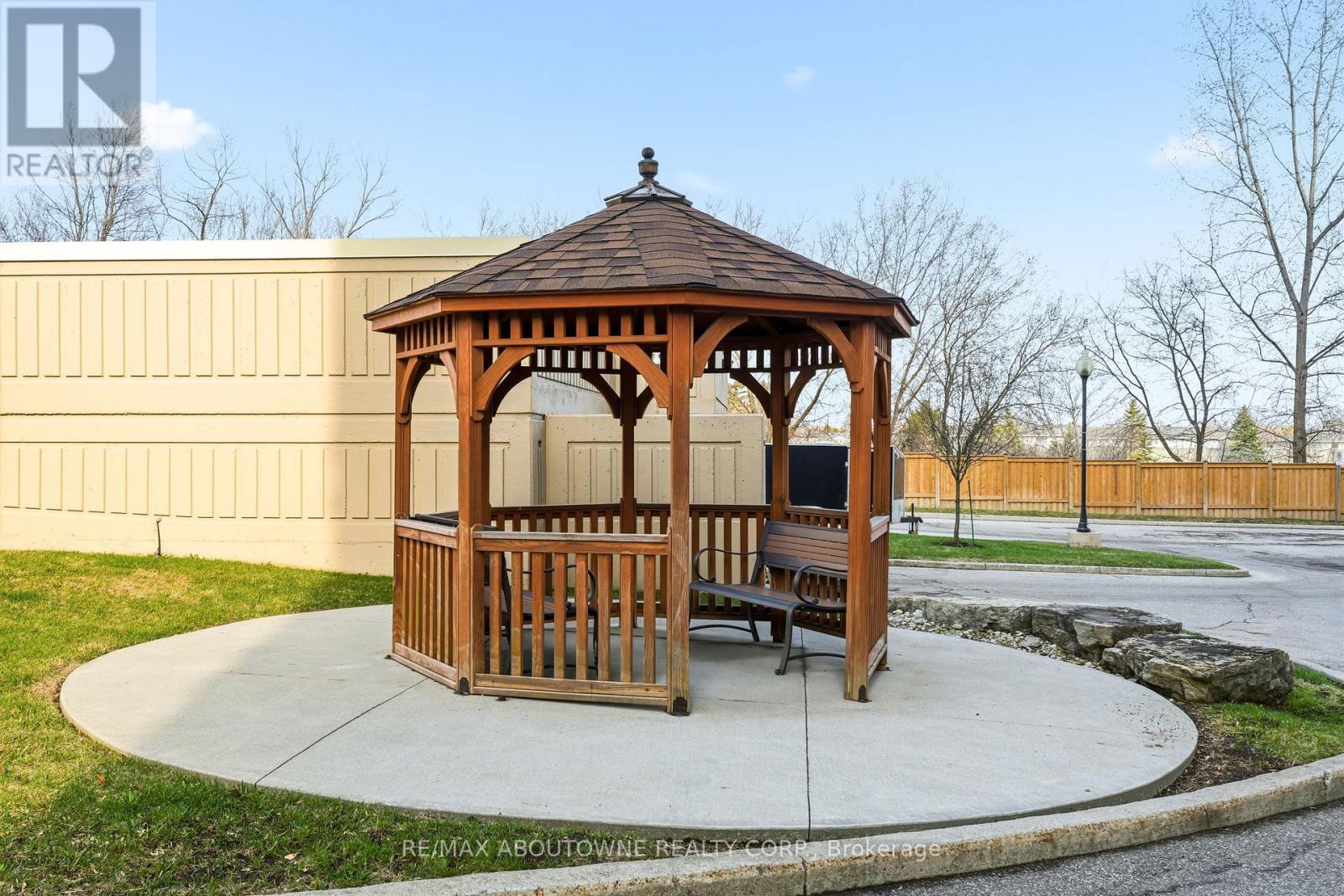 209 - 2085 Amherst Heights, Burlington, Ontario  L7P 5C2 - Photo 33 - W13000010