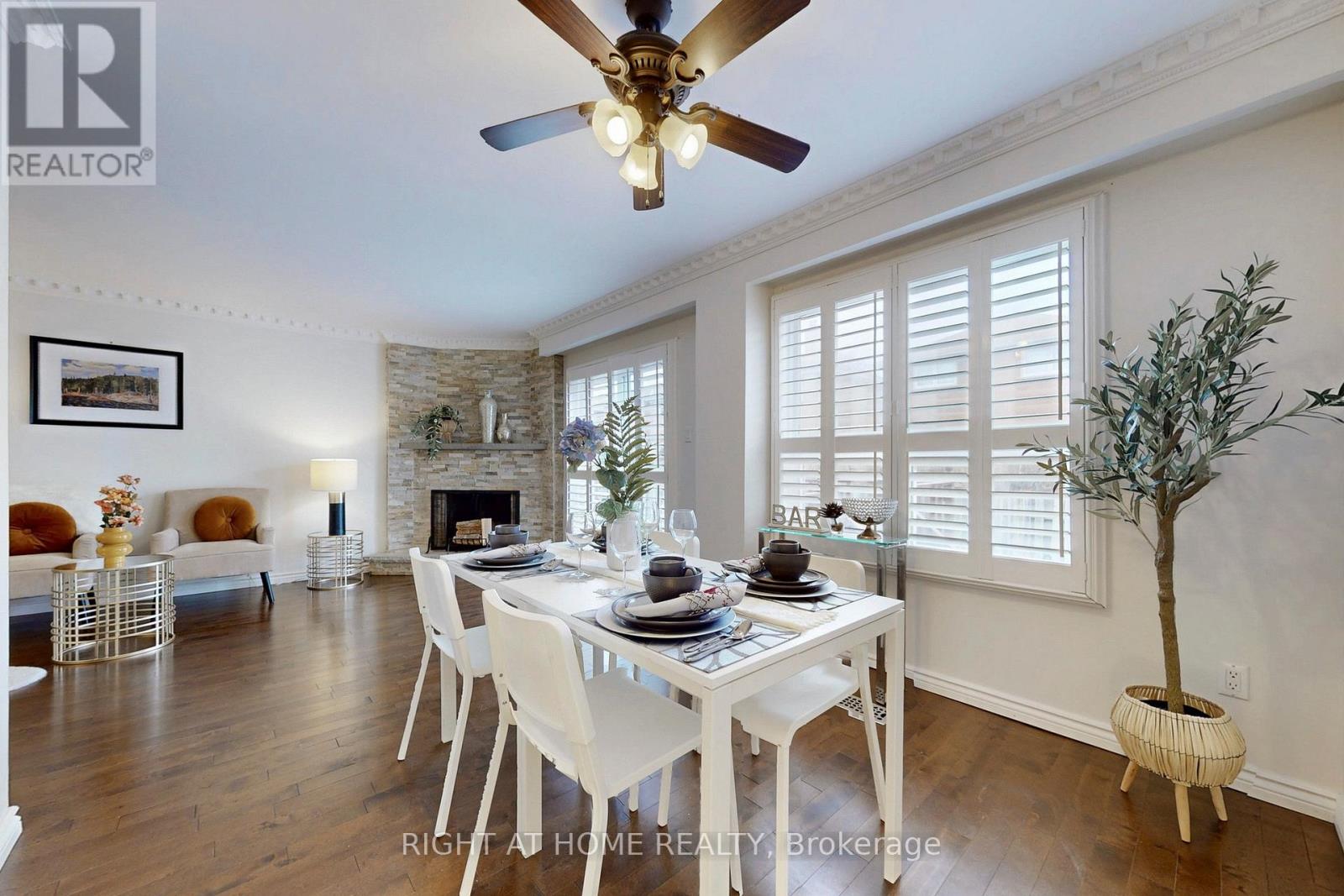 4151 Quaker Hill Drive, Mississauga, Ontario  L5C 3M2 - Photo 9 - W13000058