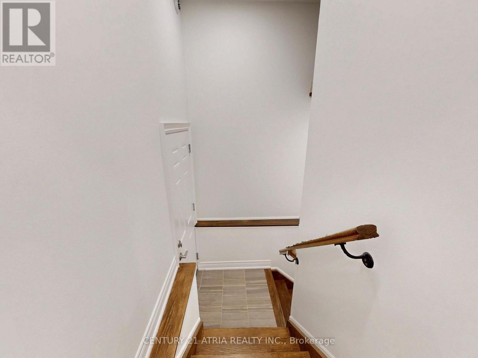 534 Silverthorn Avenue, Toronto, Ontario  M6M 3H9 - Photo 28 - W13000084