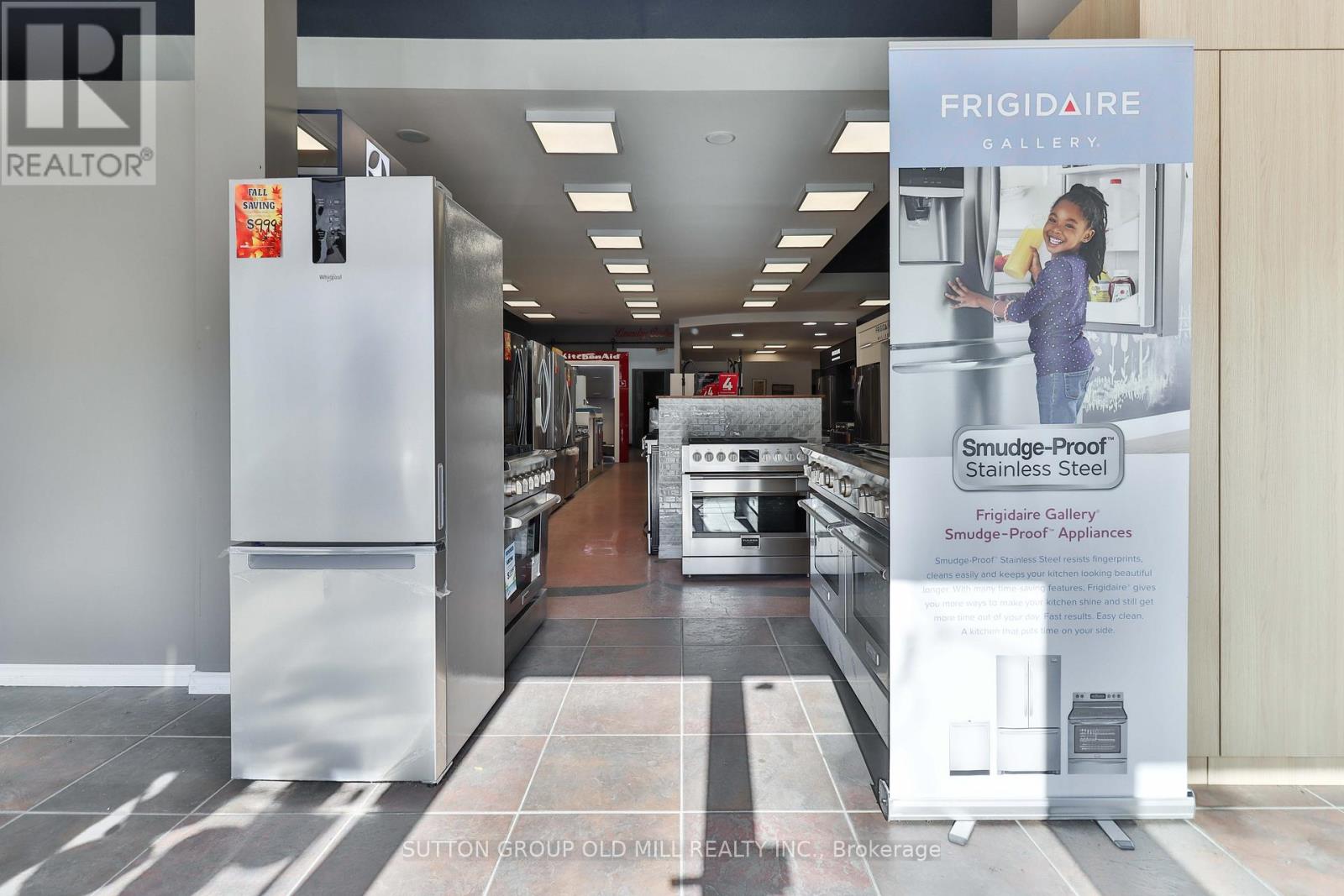 2882 Lake Shore Boulevard W, Toronto, Ontario  M8Y 1K4 - Photo 18 - W13000086