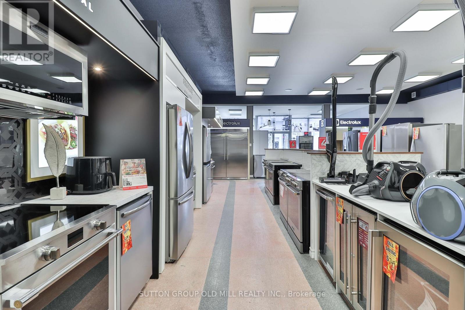 2882 Lake Shore Boulevard W, Toronto, Ontario  M8Y 1K4 - Photo 19 - W13000086