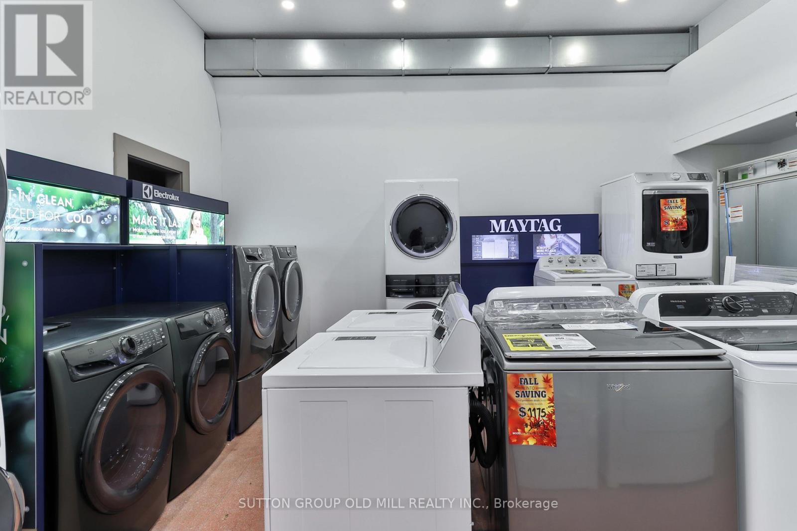 2882 Lake Shore Boulevard W, Toronto, Ontario  M8Y 1K4 - Photo 20 - W13000086