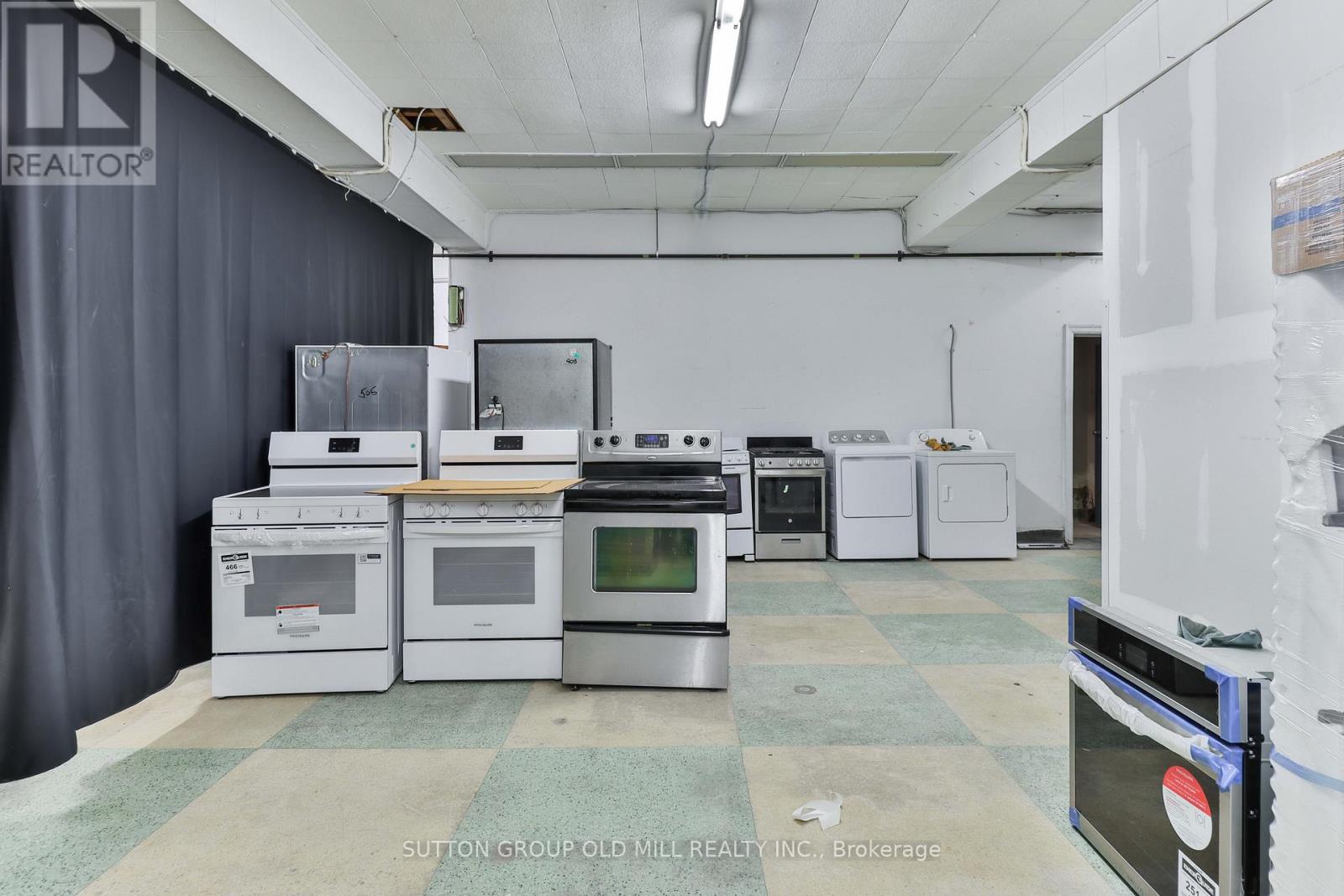 2882 Lake Shore Boulevard W, Toronto, Ontario  M8Y 1K4 - Photo 23 - W13000086