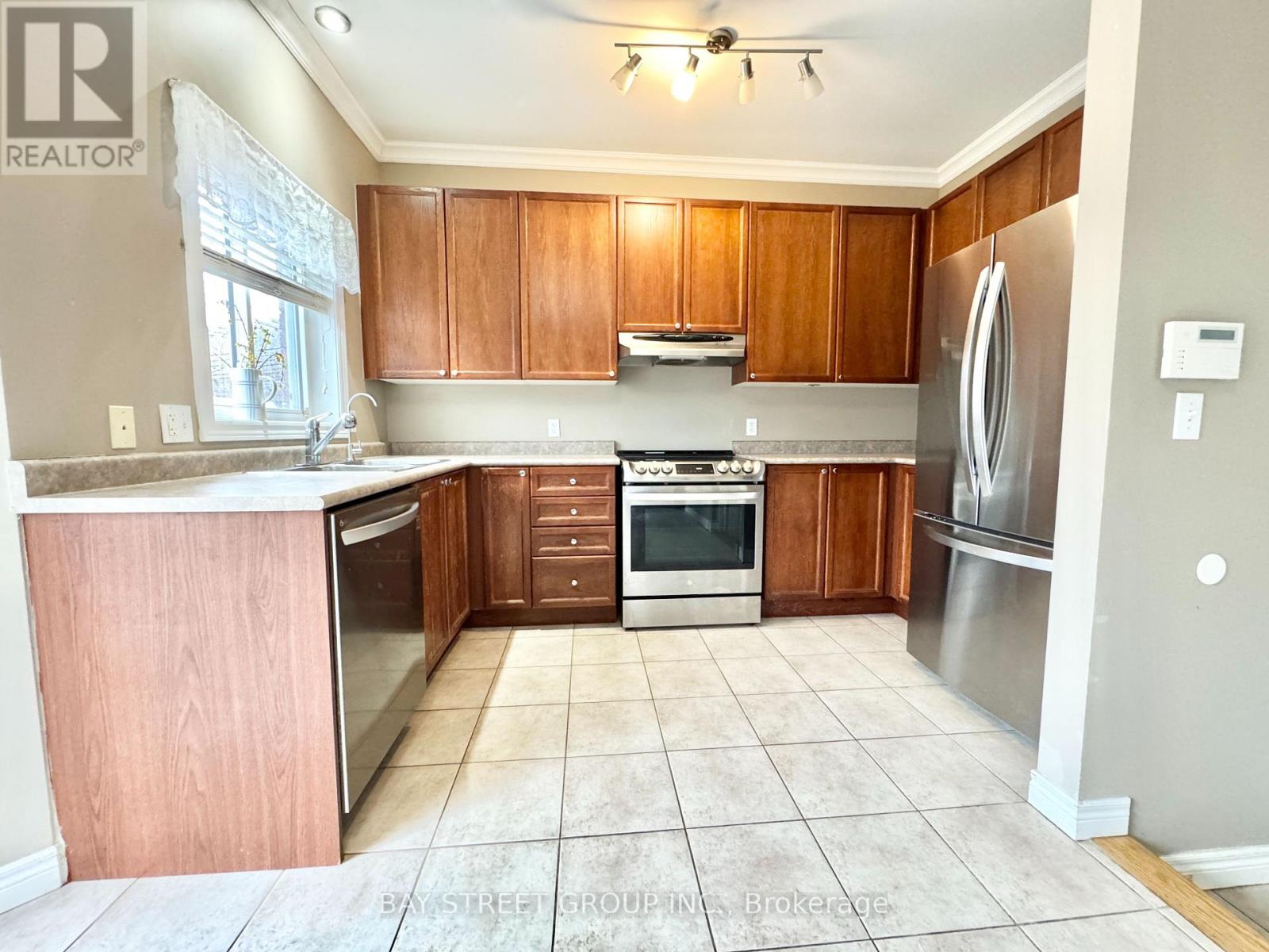 5218 Garland Crescent, Burlington, Ontario  L7L 7K9 - Photo 12 - W13000090