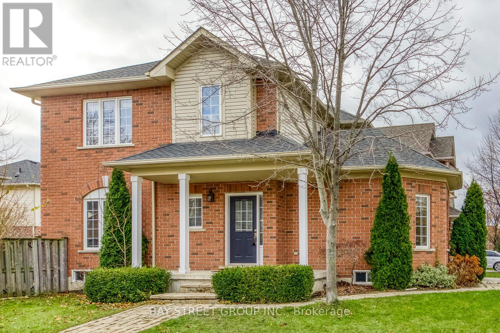 5218 Garland Crescent, Burlington, Ontario  L7L 7K9 - Photo 2 - W13000090