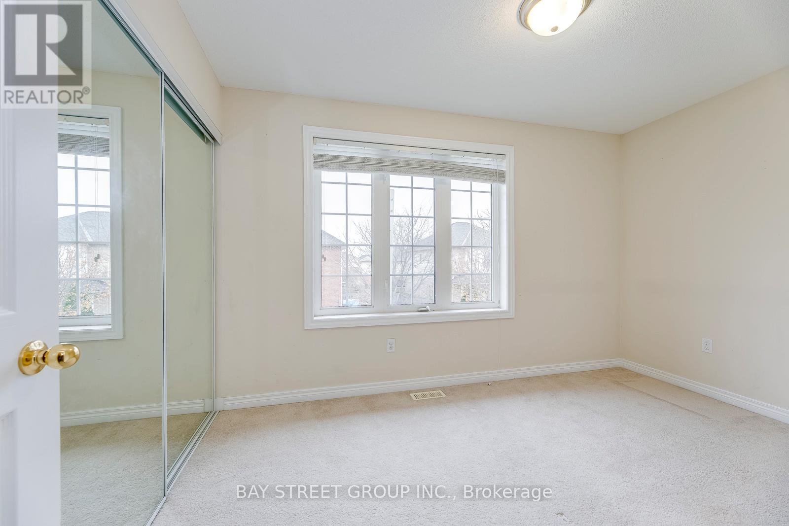 5218 Garland Crescent, Burlington, Ontario  L7L 7K9 - Photo 21 - W13000090