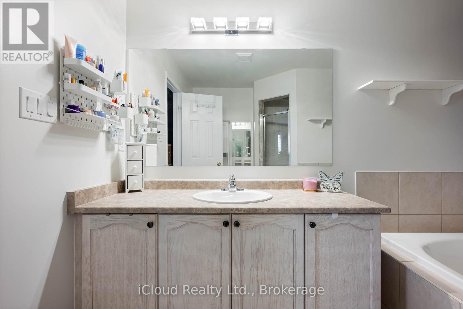 100 Goldham Way, Halton Hills, Ontario  L7G 0C8 - Photo 19 - W13000150