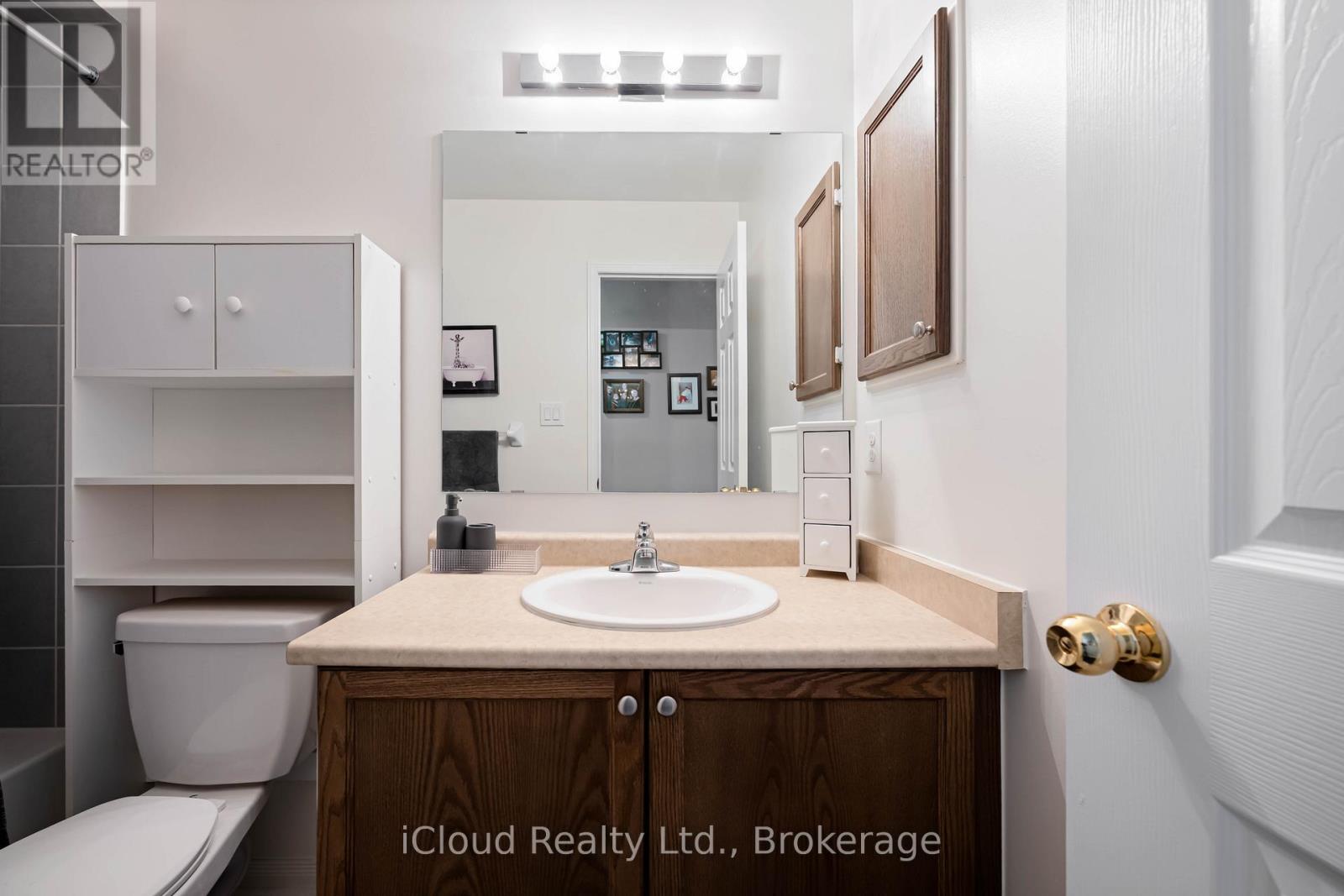 100 Goldham Way, Halton Hills, Ontario  L7G 0C8 - Photo 21 - W13000150