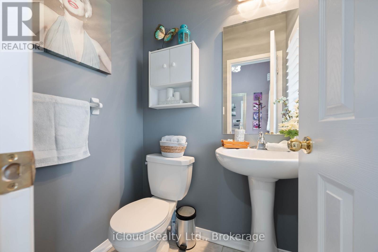 100 Goldham Way, Halton Hills, Ontario  L7G 0C8 - Photo 6 - W13000150