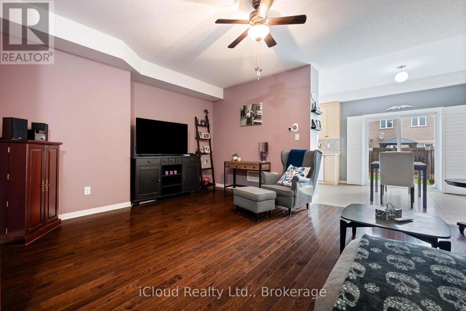 100 Goldham Way, Halton Hills, Ontario  L7G 0C8 - Photo 7 - W13000150