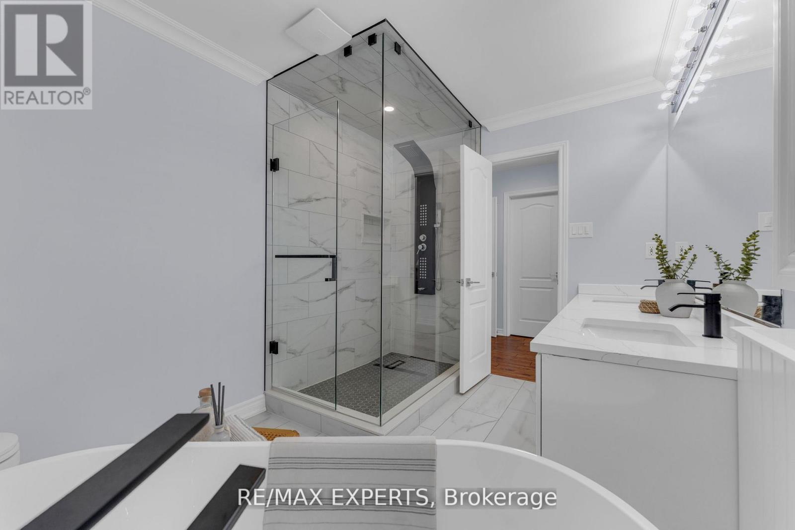 90 Summer Valley Drive, Brampton, Ontario  L6Z 4T8 - Photo 27 - W13000156