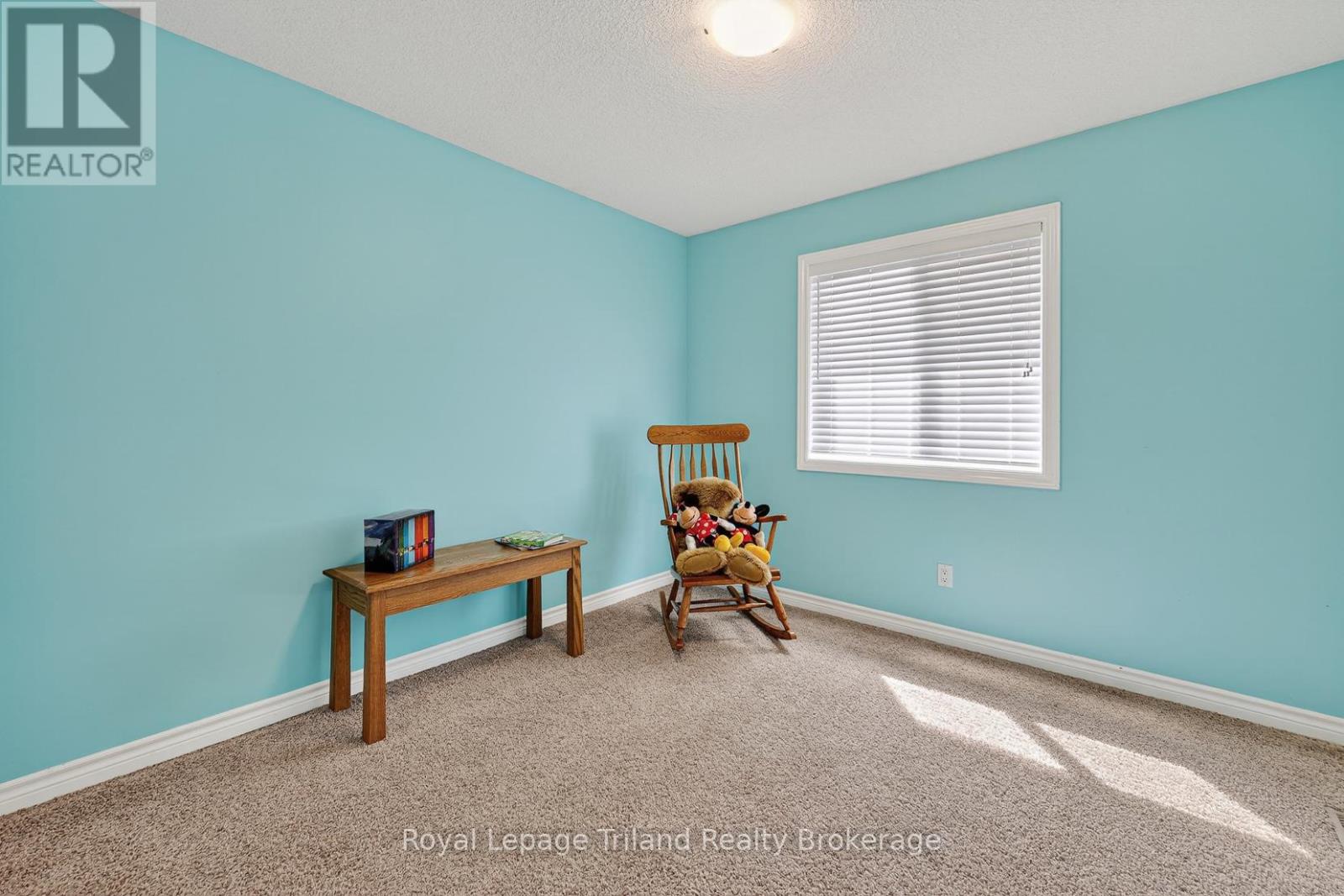 162 Forestway Trail, Woodstock, Ontario N4S 9A7 - Photo 18 - X12996094