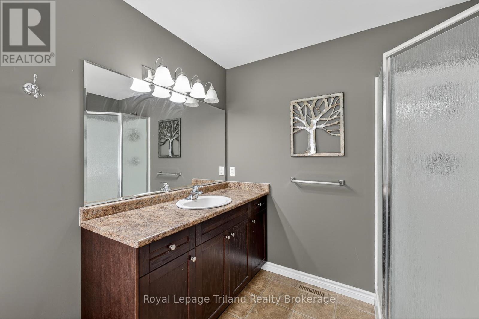 162 Forestway Trail, Woodstock, Ontario N4S 9A7 - Photo 15 - X12996094