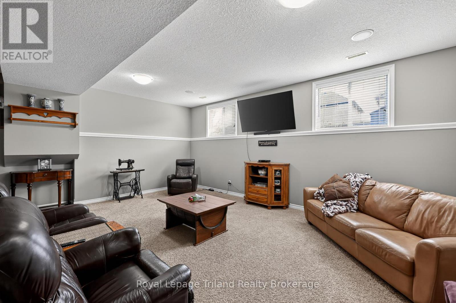 162 Forestway Trail, Woodstock, Ontario N4S 9A7 - Photo 21 - X12996094