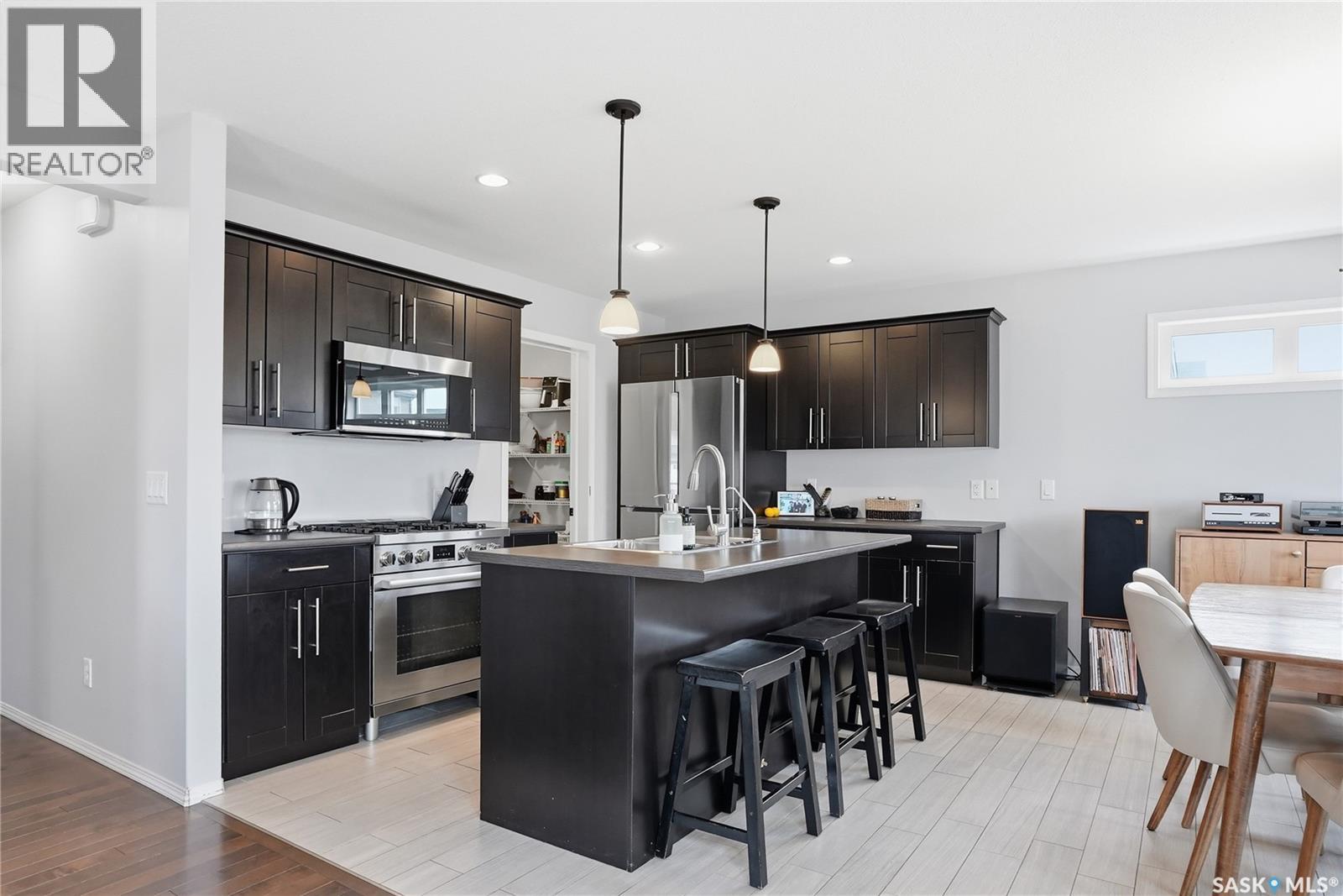 321 Stone Terrace, Martensville, Saskatchewan  S0K 0A2 - Photo 10 - SK032976