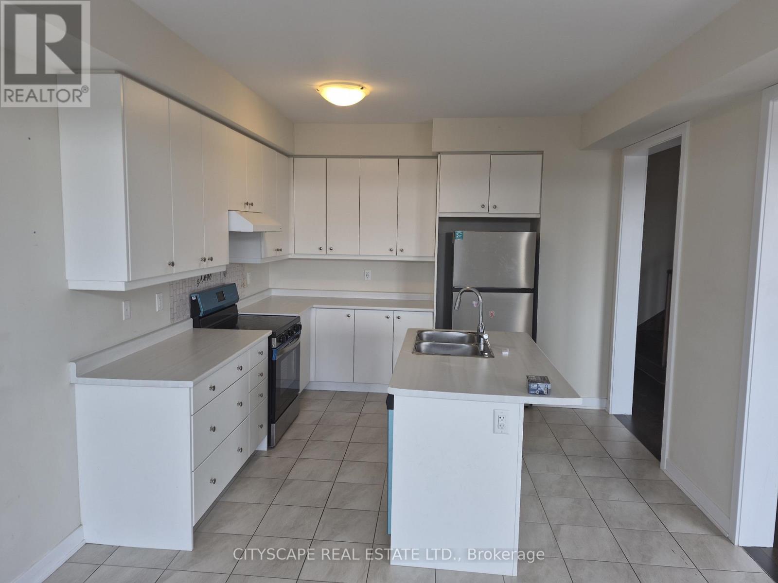 61 Starboard Crescent, Welland, Ontario  L3B 0M7 - Photo 5 - X13000132