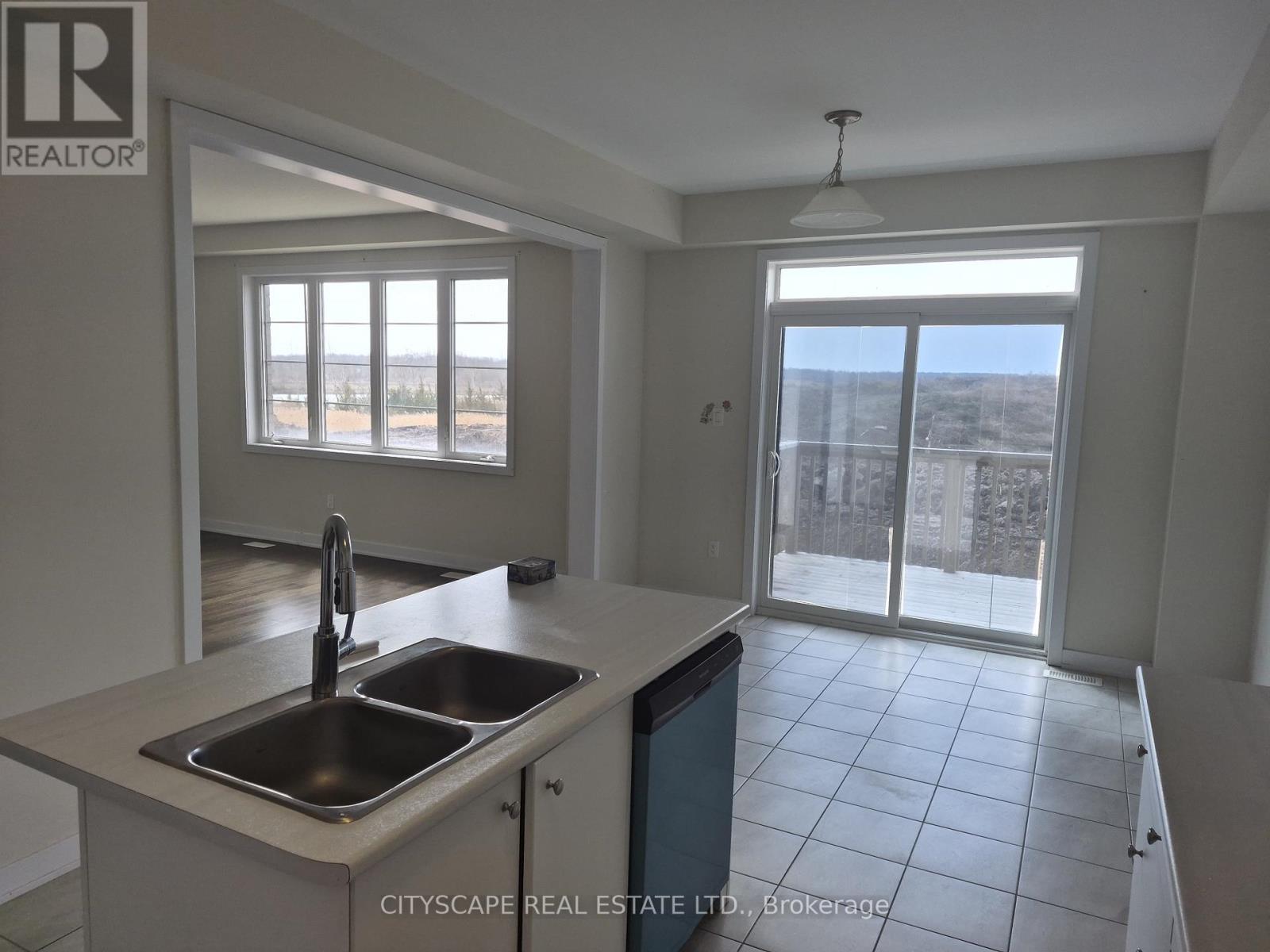 61 Starboard Crescent, Welland, Ontario  L3B 0M7 - Photo 8 - X13000132