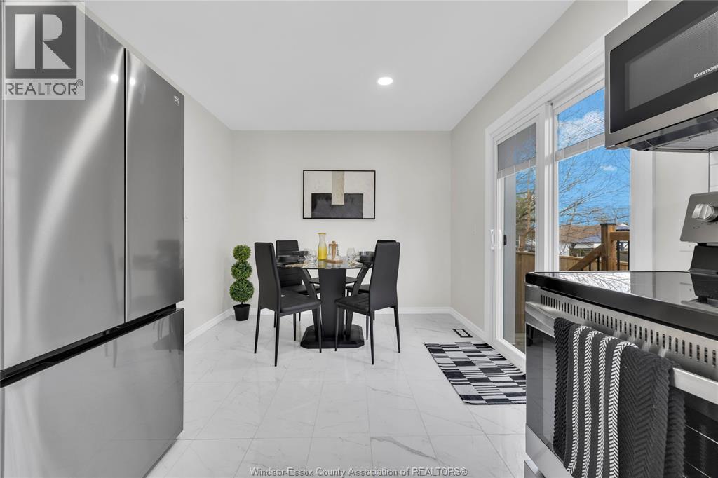 556 Clover, Windsor, Ontario  N8P 1C6 - Photo 11 - 26007735