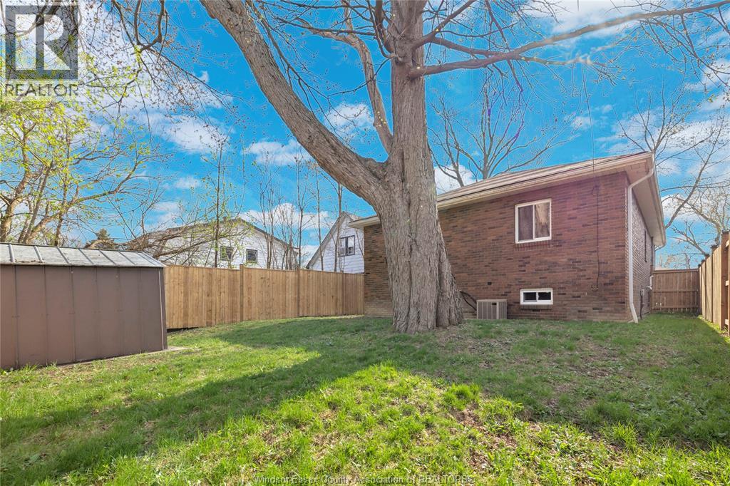 556 Clover, Windsor, Ontario  N8P 1C6 - Photo 26 - 26007735