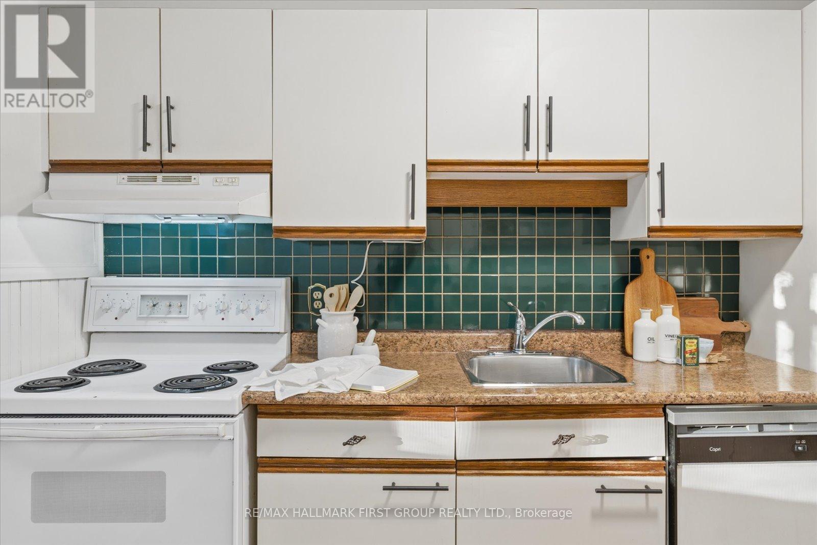 130 Admiral Road, Ajax, Ontario  L2S 2P1 - Photo 7 - E12998208