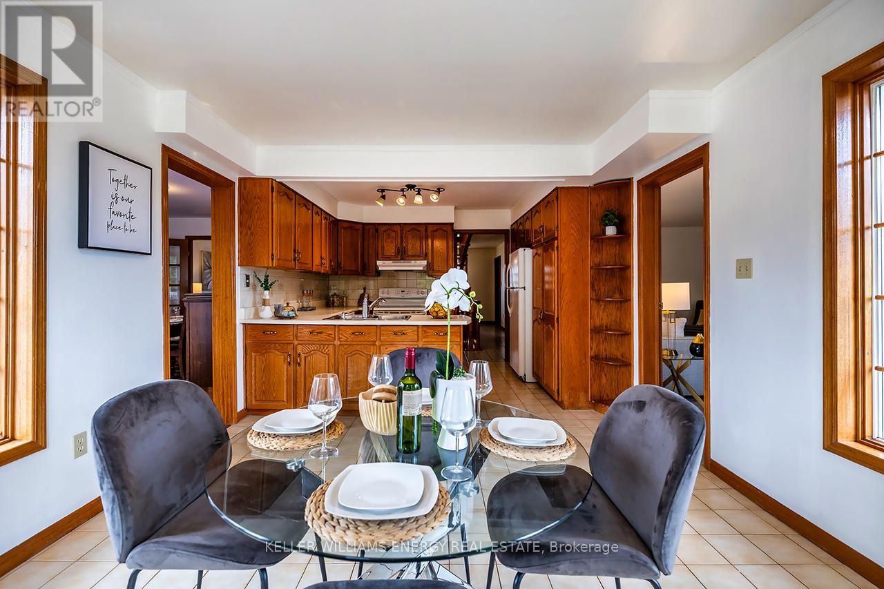 565 Prestwick Drive, Oshawa, Ontario L1J 7P4 - Photo 14 - E13000596