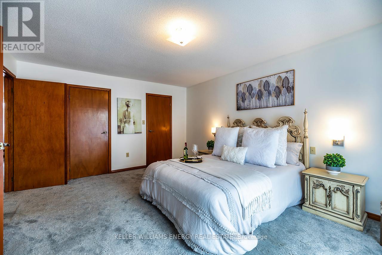 565 Prestwick Drive, Oshawa, Ontario L1J 7P4 - Photo 25 - E13000596