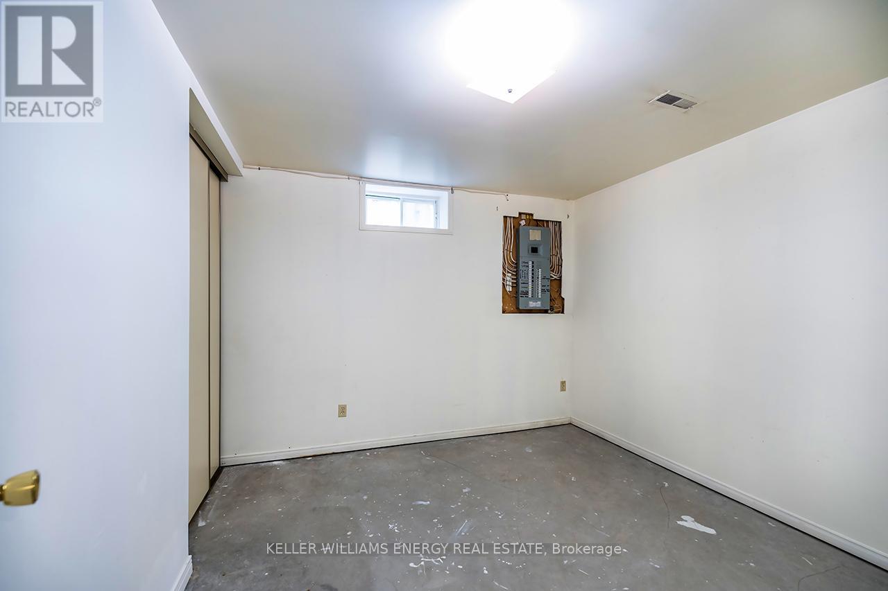 565 Prestwick Drive, Oshawa, Ontario L1J 7P4 - Photo 42 - E13000596