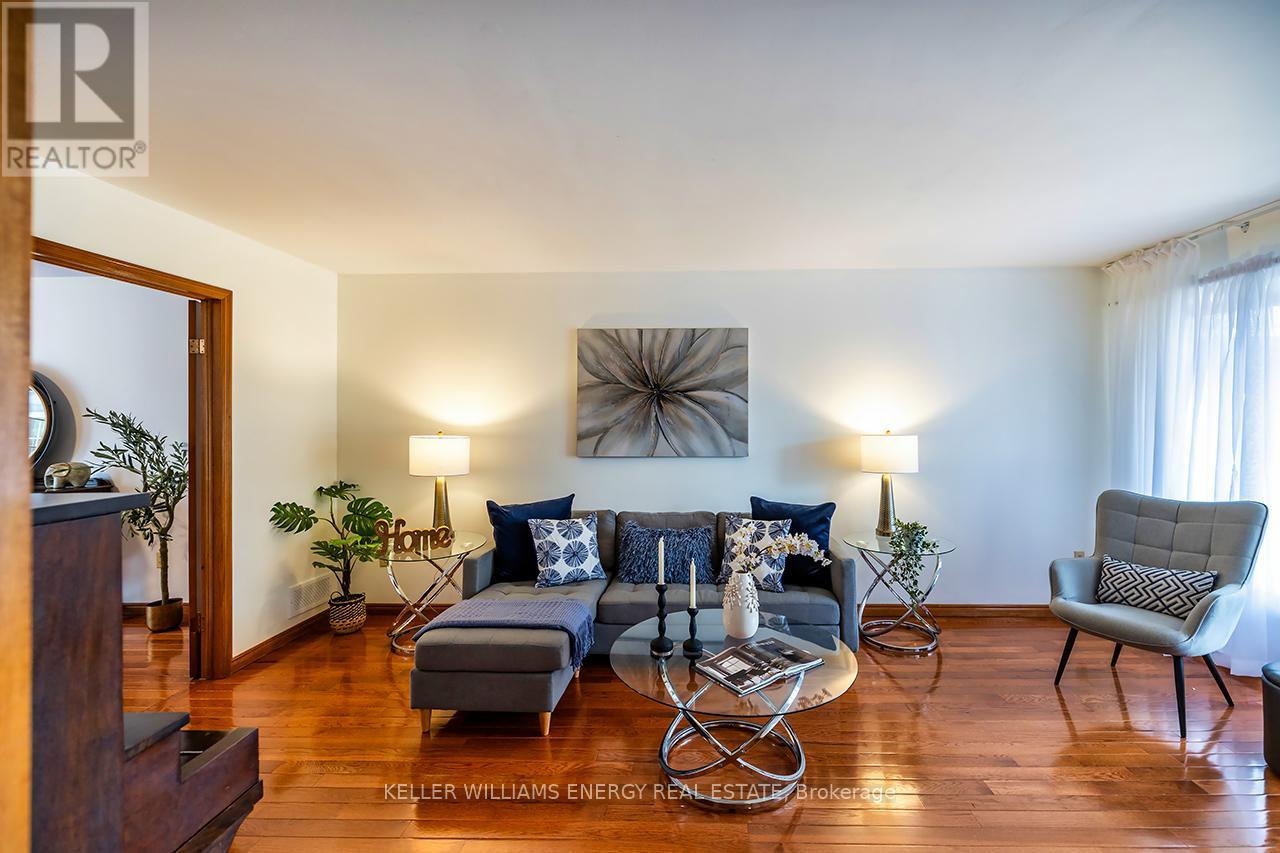 565 Prestwick Drive, Oshawa, Ontario L1J 7P4 - Photo 6 - E13000596