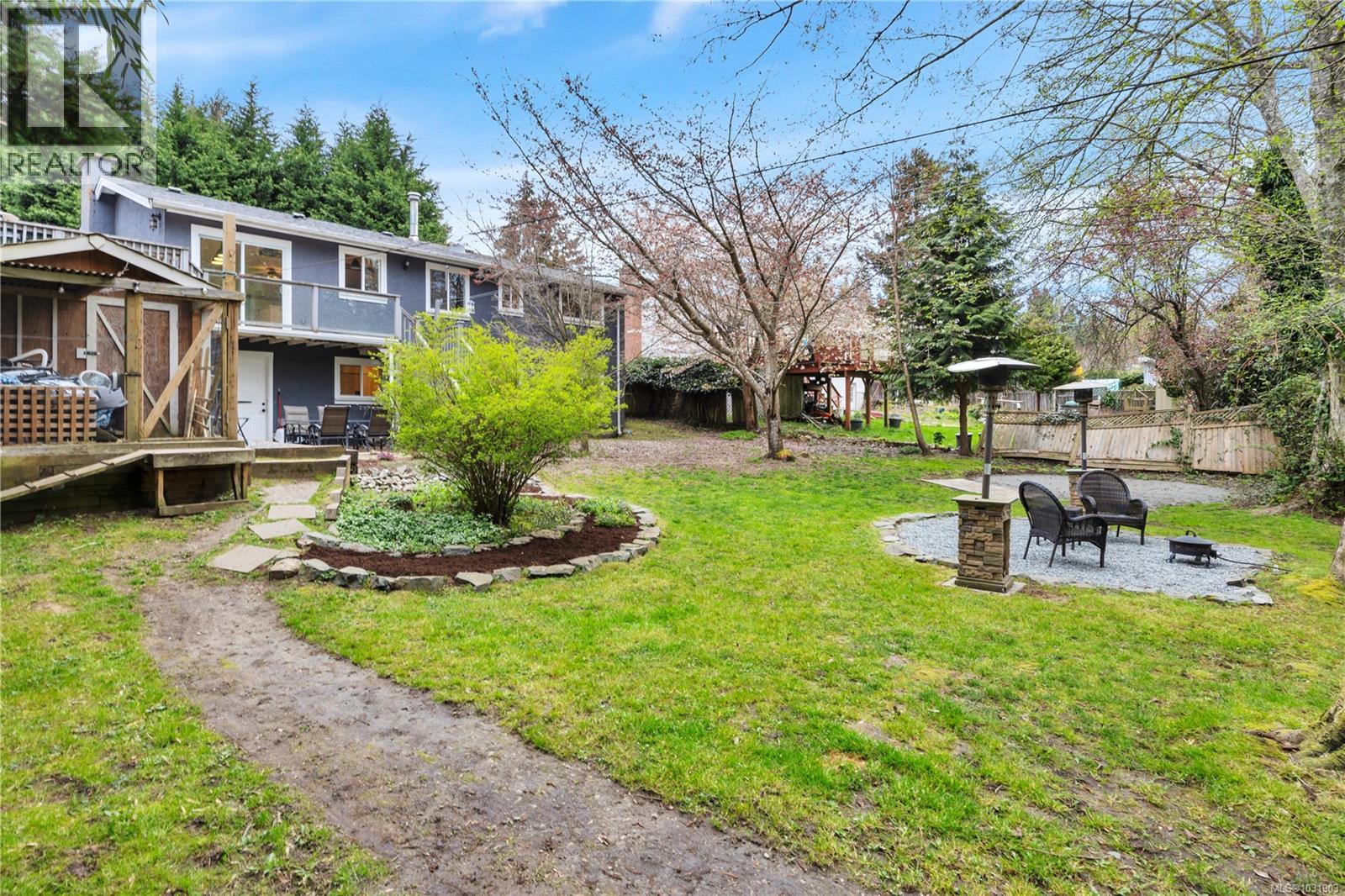 3424 Hammond Bay Rd, Nanaimo, British Columbia