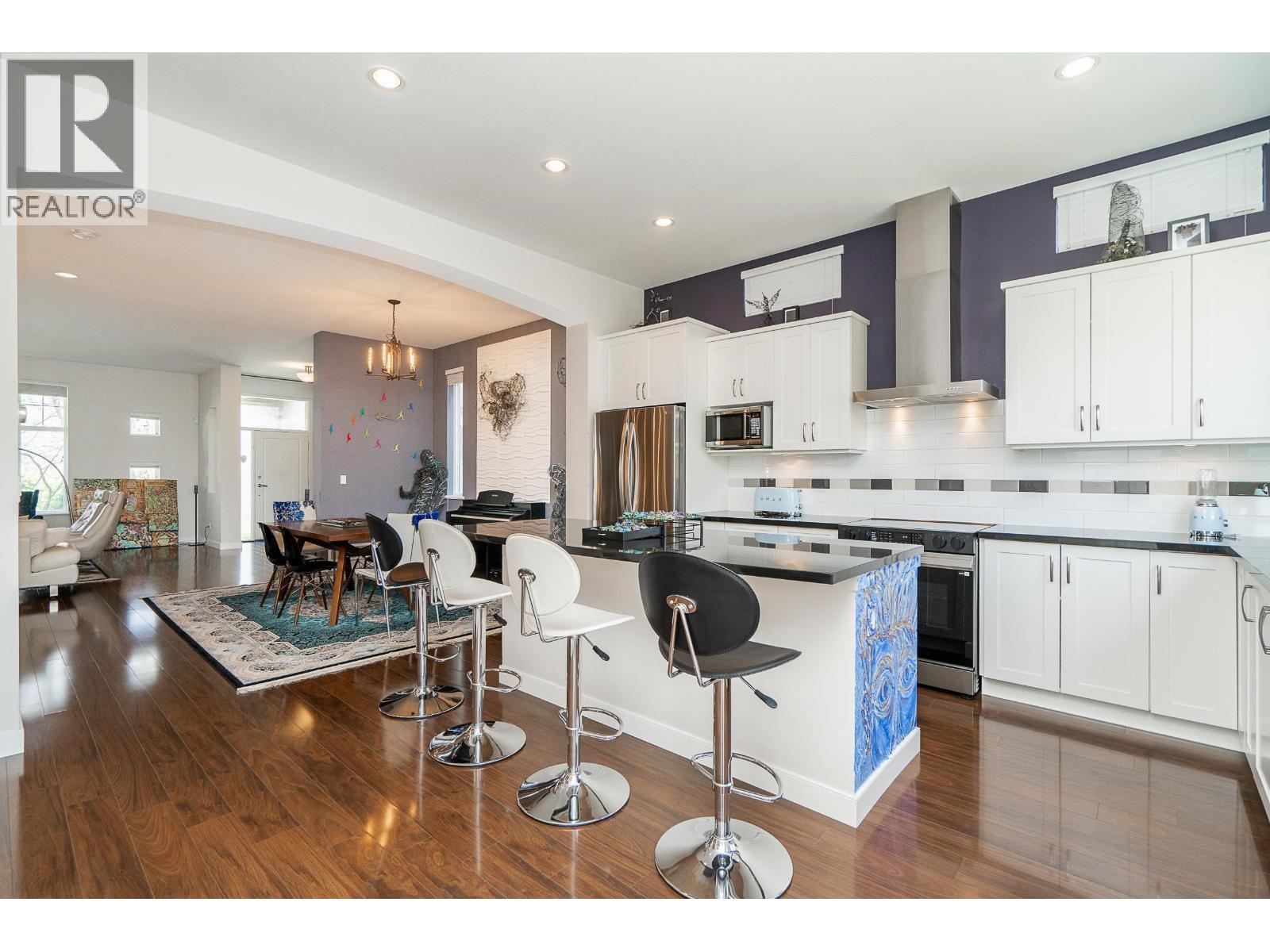 1420 Coast Meridian Road, Coquitlam, British Columbia  V3E 0H5 - Photo 11 - R3111400