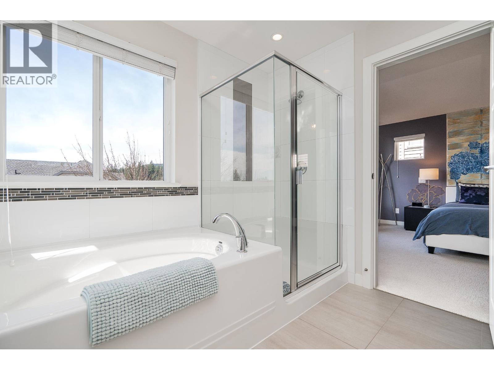 1420 Coast Meridian Road, Coquitlam, British Columbia  V3E 0H5 - Photo 19 - R3111400