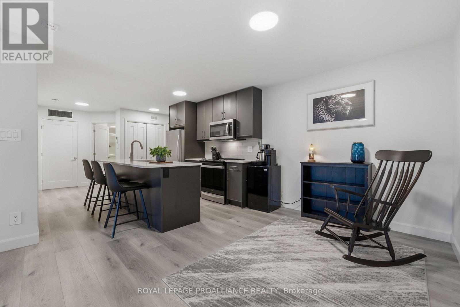 208 - 20 Hillside Meadow Drive, Quinte West, Ontario K8V 0J7 - Photo 13 - X13000212