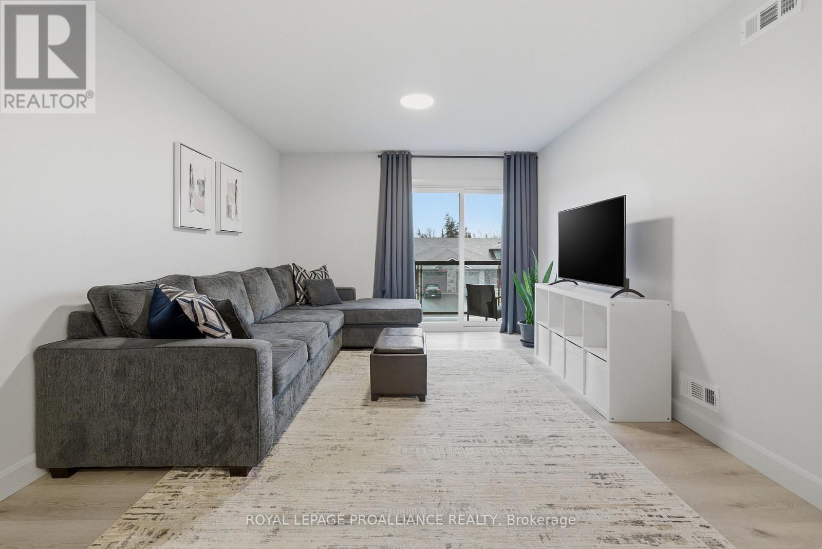 208 - 20 Hillside Meadow Drive, Quinte West, Ontario K8V 0J7 - Photo 15 - X13000212