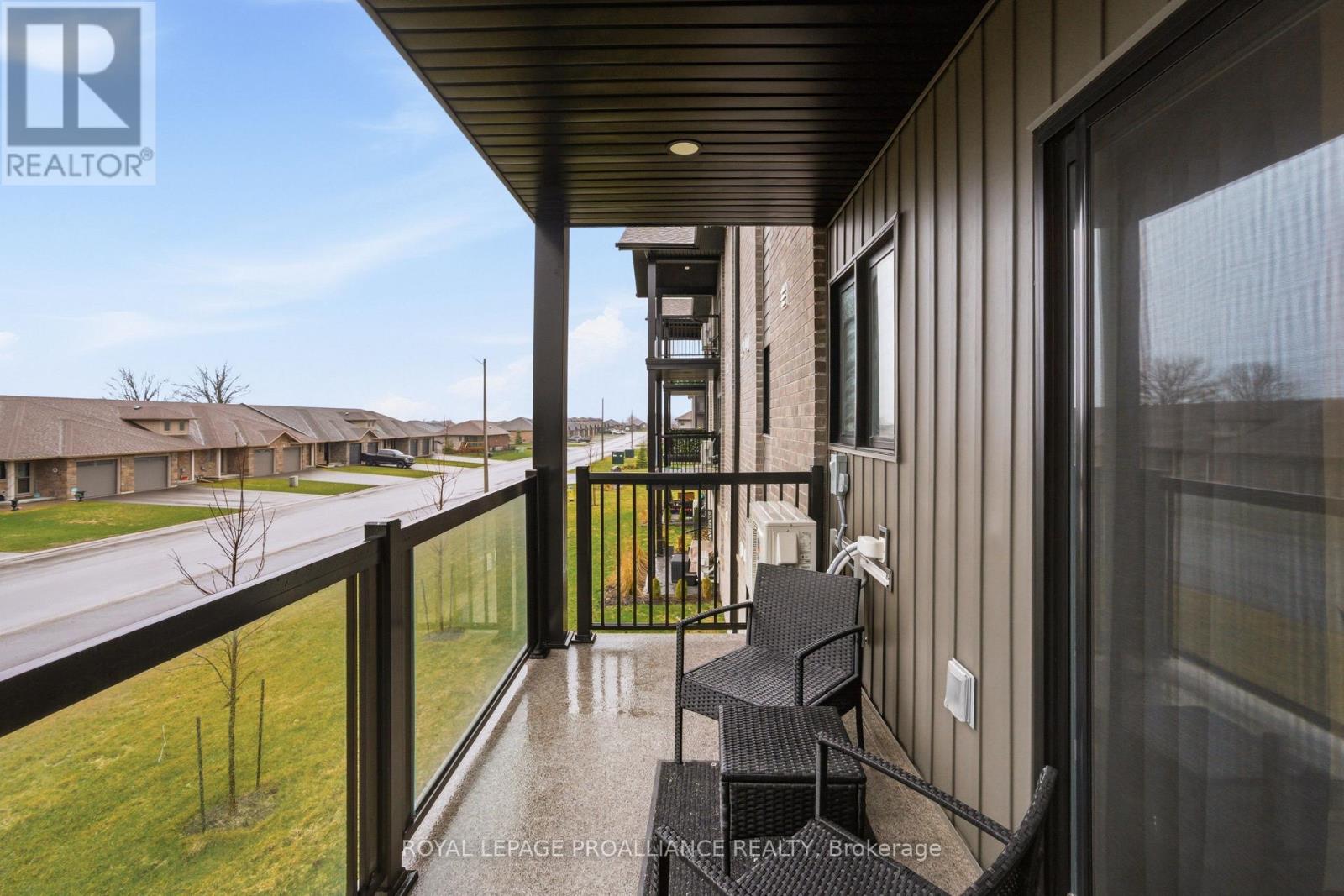 208 - 20 Hillside Meadow Drive, Quinte West, Ontario K8V 0J7 - Photo 28 - X13000212