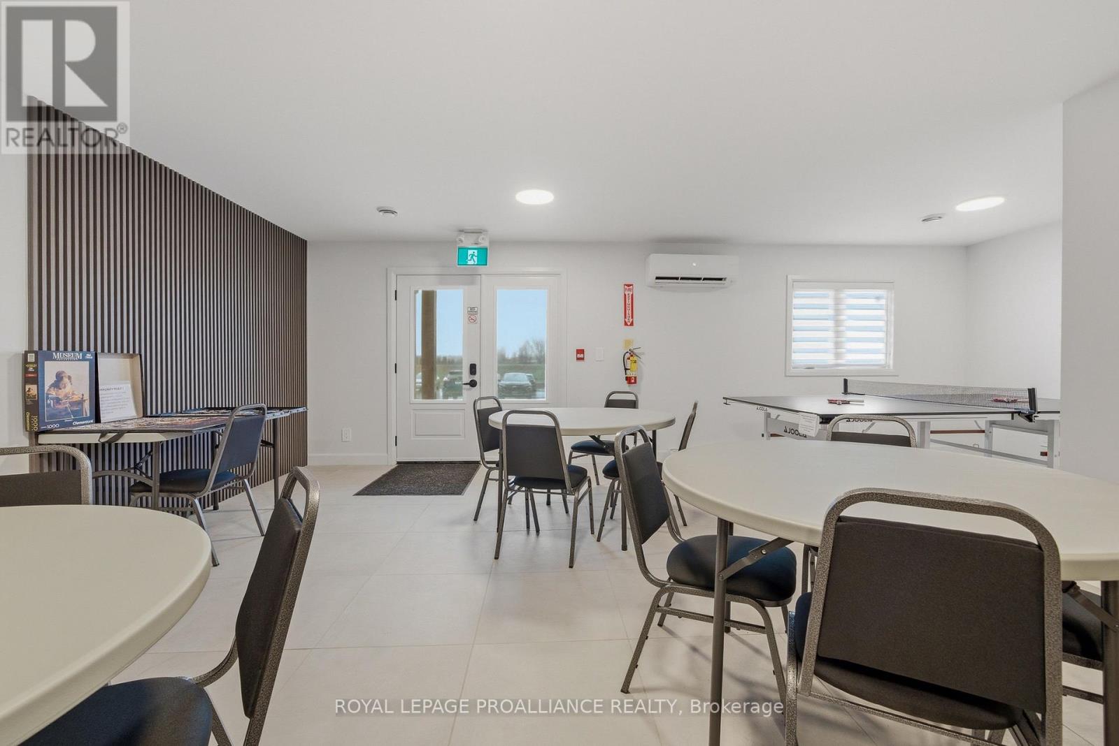 208 - 20 Hillside Meadow Drive, Quinte West, Ontario K8V 0J7 - Photo 30 - X13000212