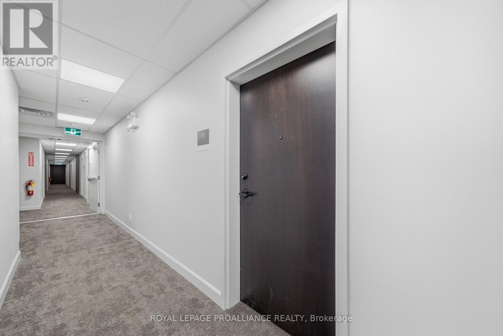 208 - 20 Hillside Meadow Drive, Quinte West, Ontario K8V 0J7 - Photo 6 - X13000212