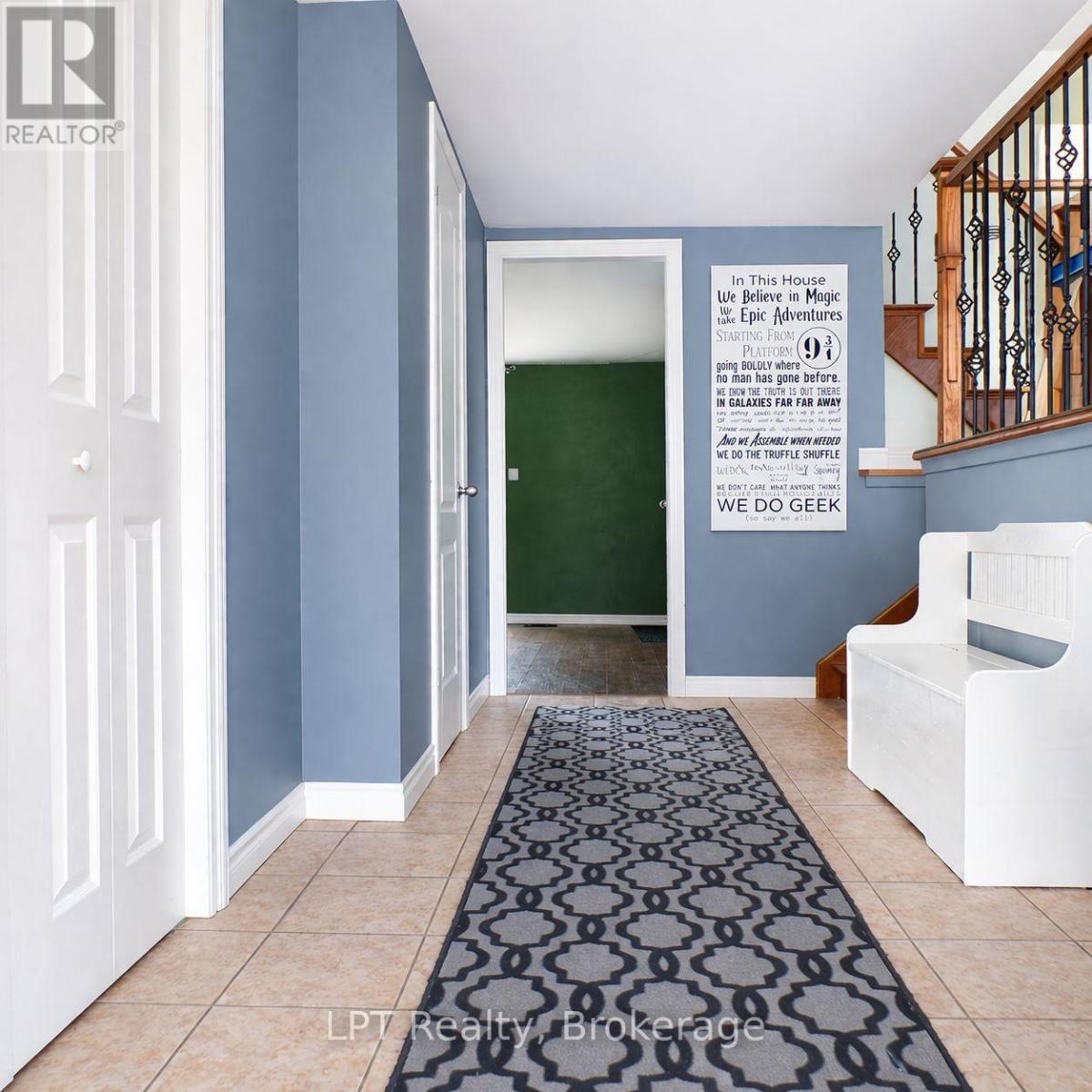 167 Singleton Drive, Belleville, Ontario  K8N 5H4 - Photo 3 - X13000266