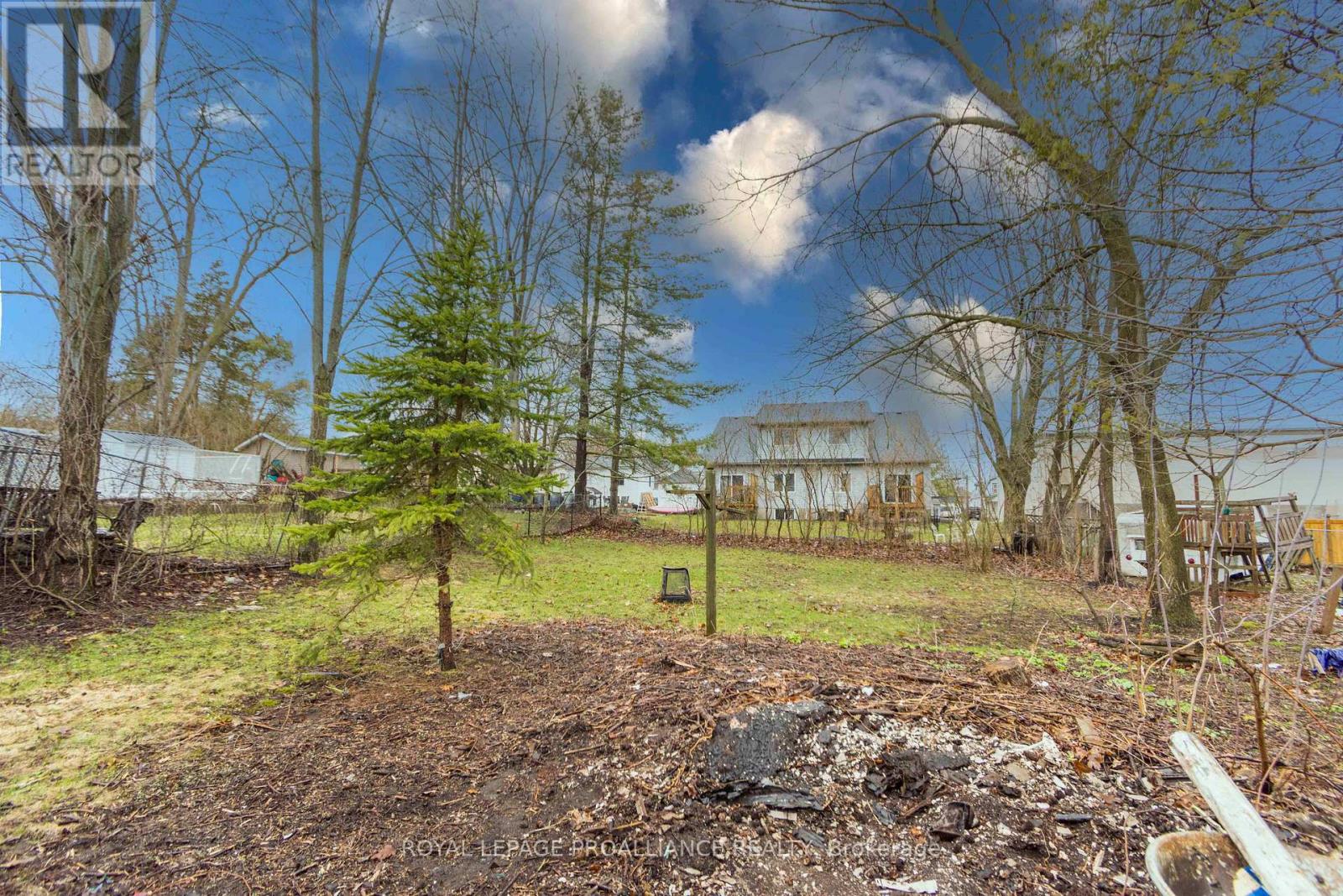 12 Albert Road, Quinte West, Ontario  K0K 2C0 - Photo 17 - X13000270