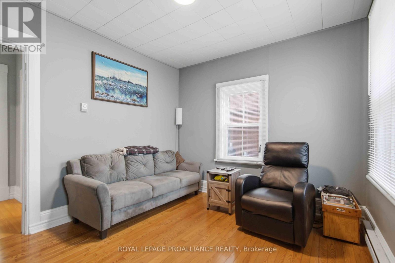 12 Albert Road, Quinte West, Ontario  K0K 2C0 - Photo 6 - X13000270