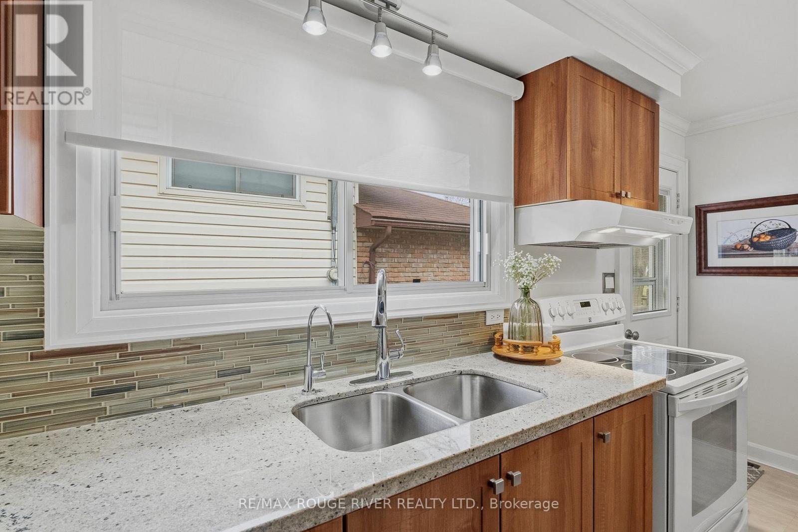 608 Elizabeth Street, Cobourg, Ontario  K9A 4S1 - Photo 11 - X13000272