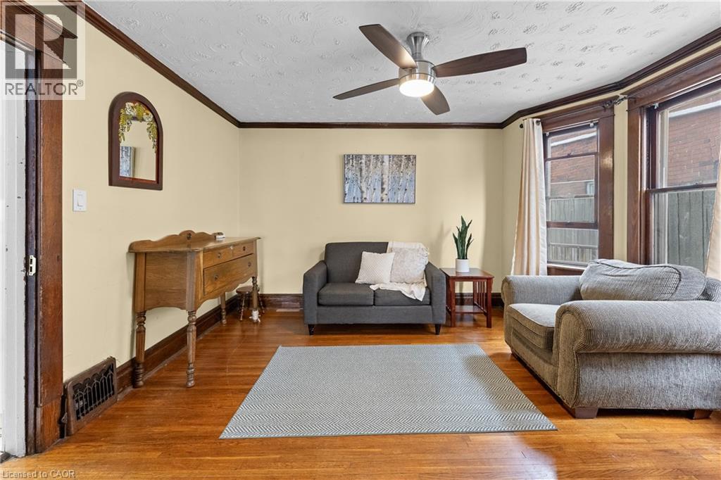 4725 Third Avenue, Niagara Falls, Ontario  L2E 4L7 - Photo 11 - 40820255