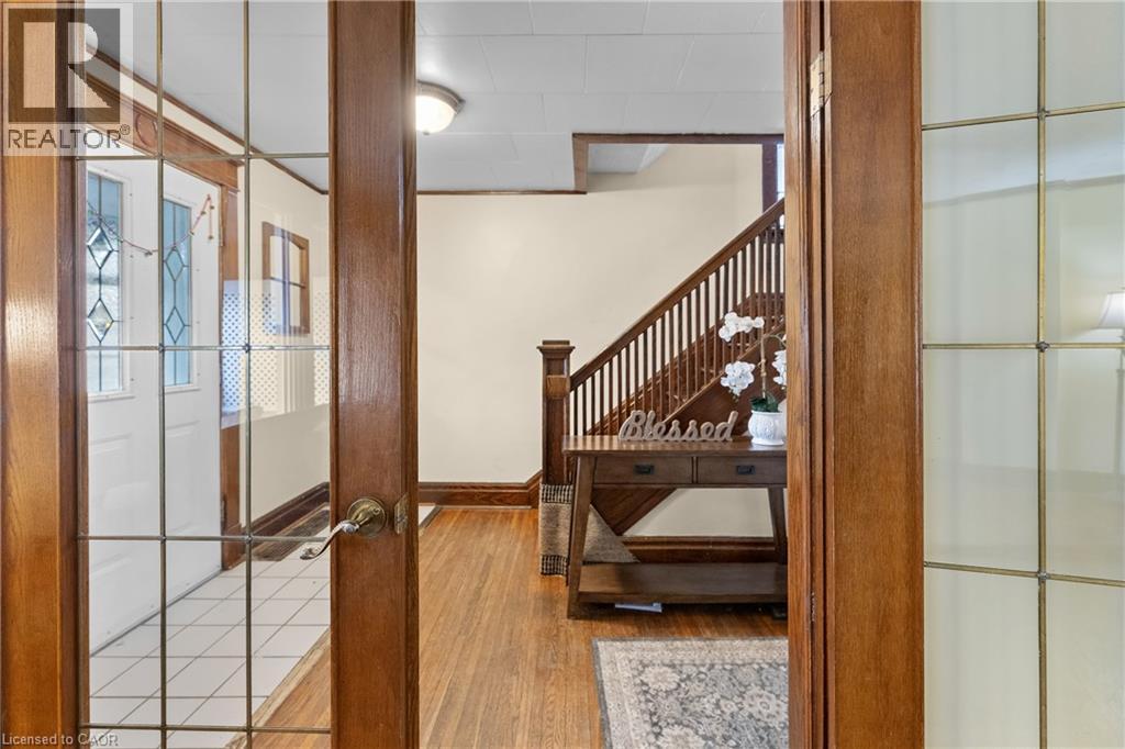 4725 Third Avenue, Niagara Falls, Ontario  L2E 4L7 - Photo 8 - 40820255