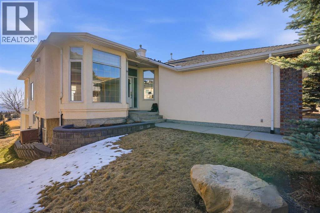 40 Eagleview Way, Cochrane, Alberta  T4C 1P6 - Photo 4 - A2301050