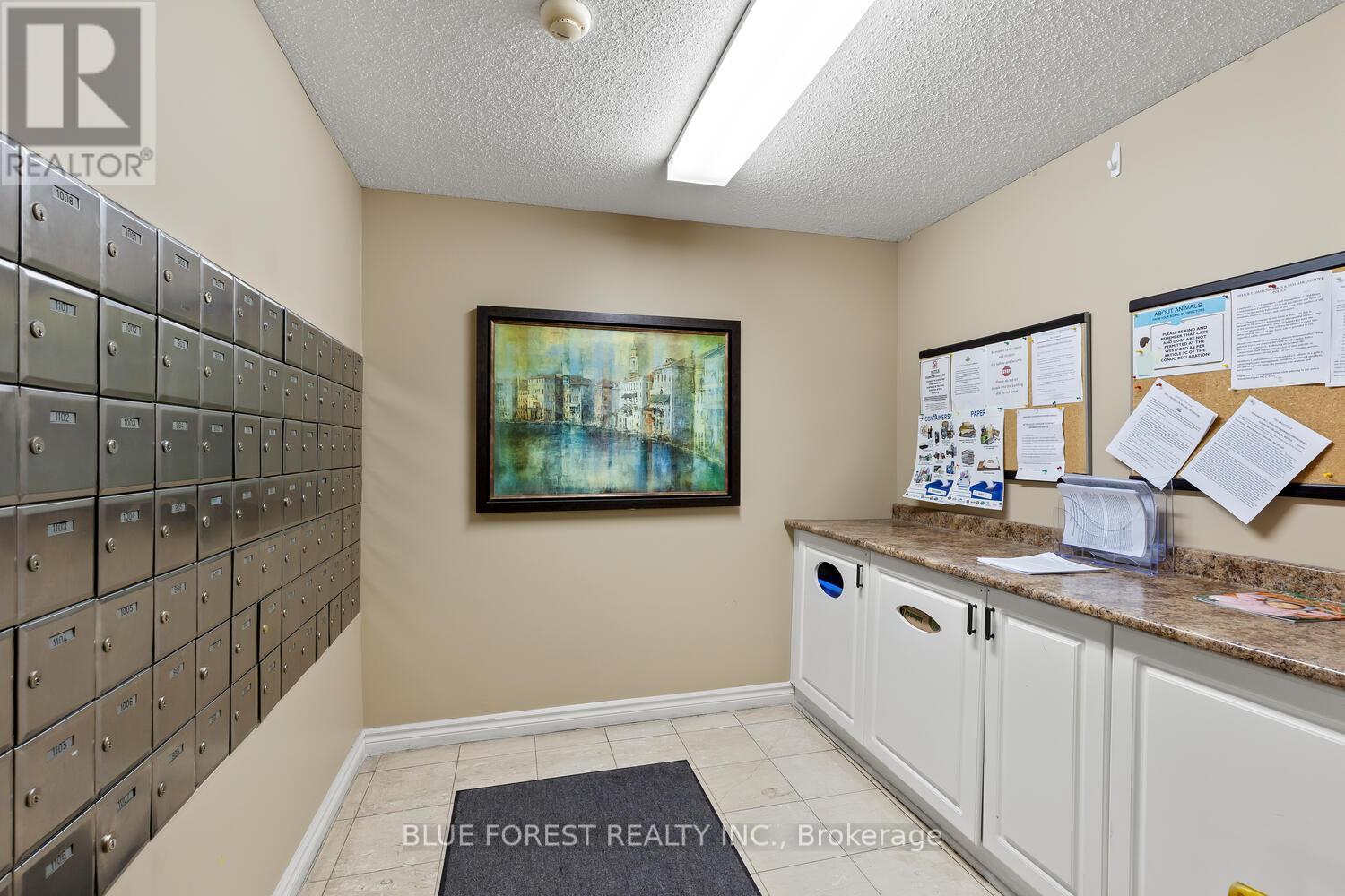 203 - 744 Wonderland Road S, London South, Ontario  N6K 4K3 - Photo 11 - X13000230