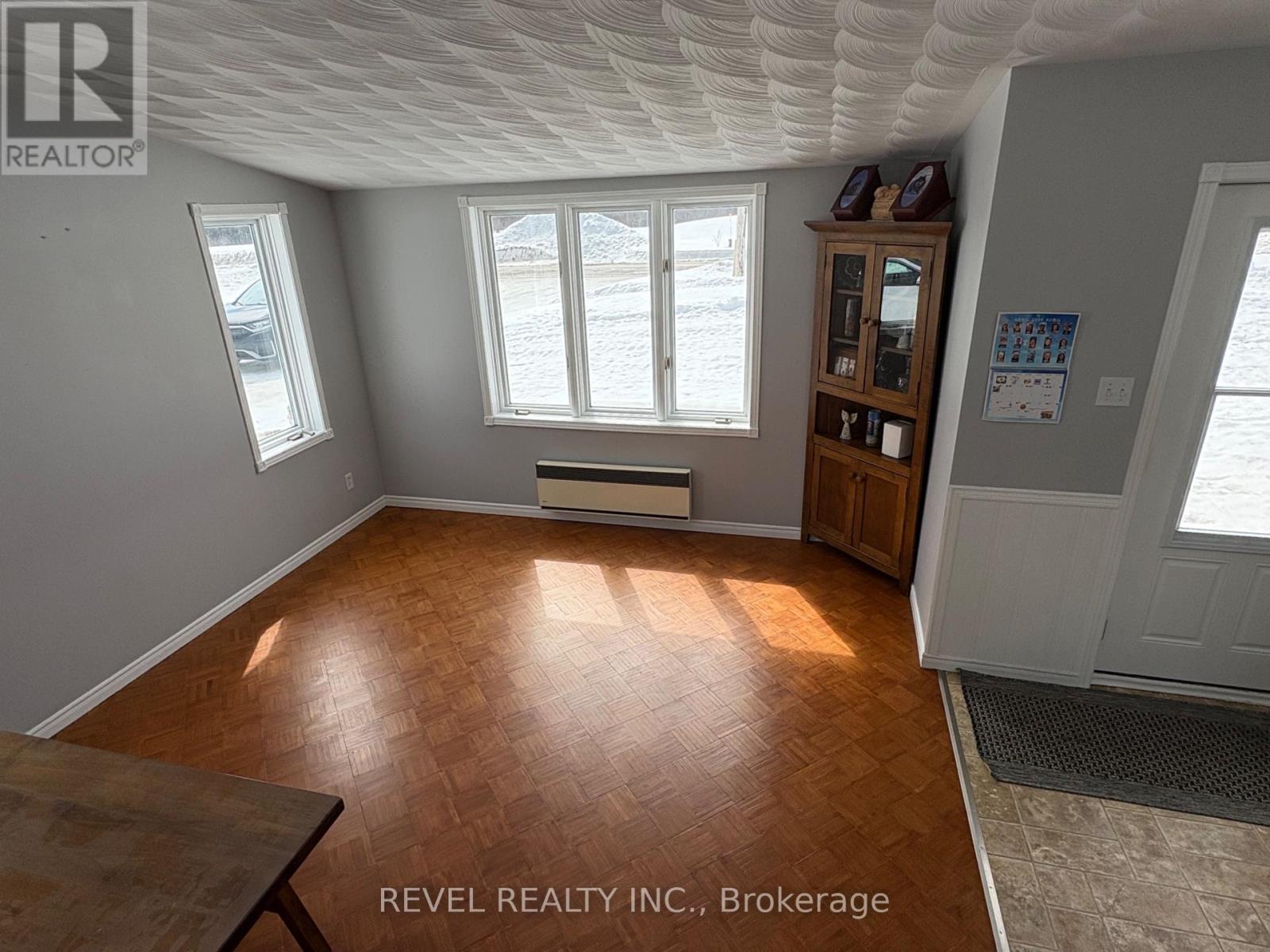 385 Nahma Road, Cochrane, Ontario  P0L 1C0 - Photo 4 - T13000344