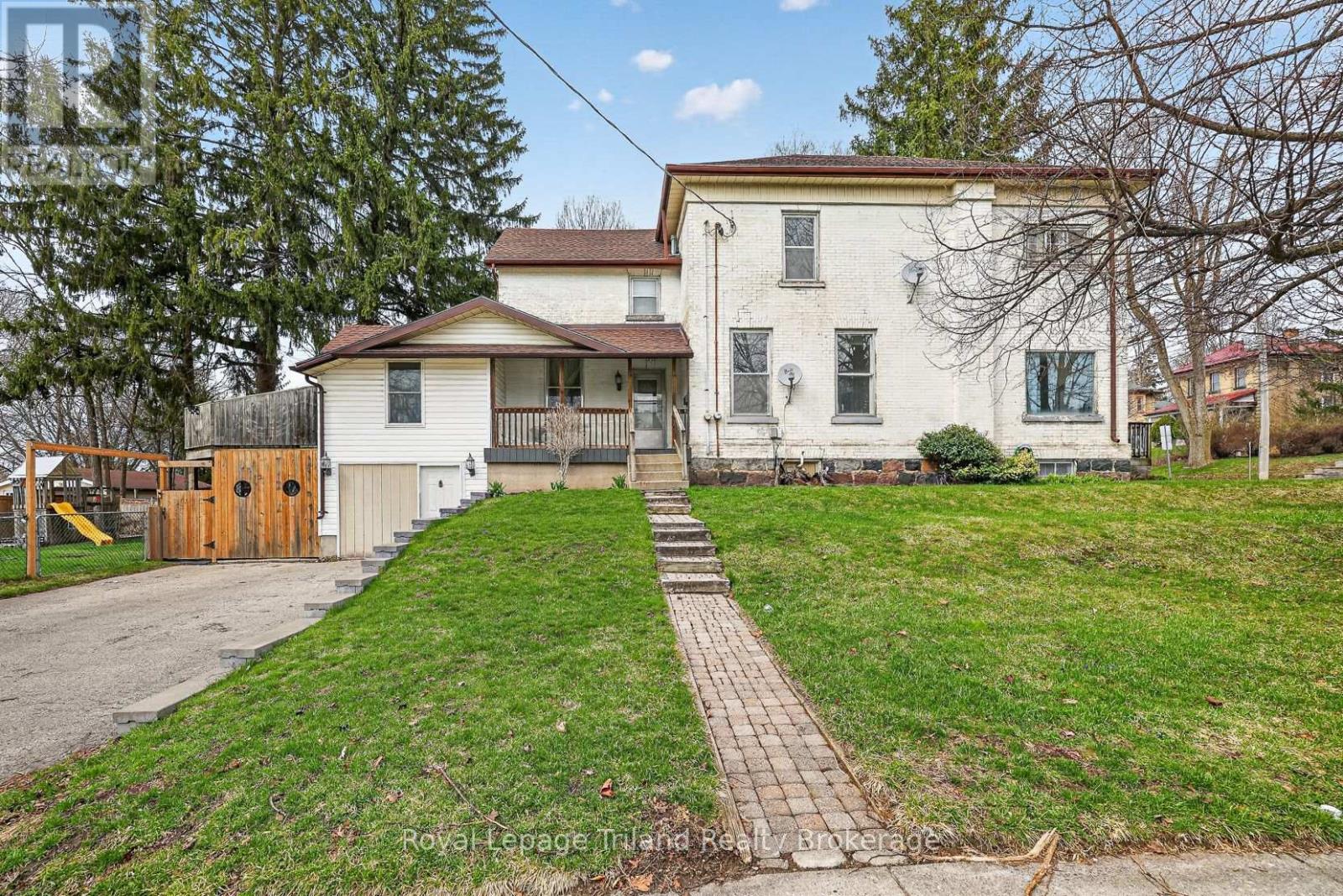 55 Oxford Street, Woodstock, Ontario N4S 6A4 - Photo 5 - X12996104